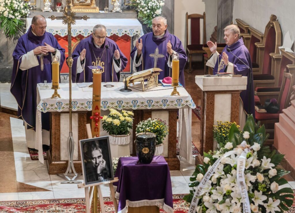 Marek Perepeczko spoczął na cmentarzu św. Rocha w Częstochowie 4
