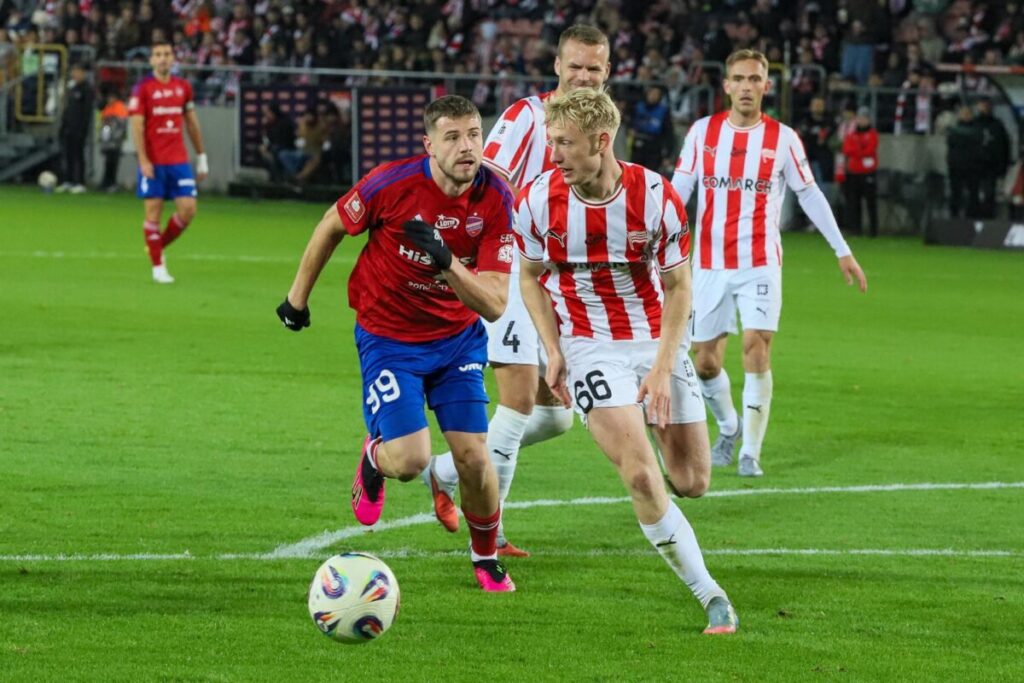Trener Marek Papszun po porażce w Krakowie: Mecz, który wymknął się nam spod kontroli 5
