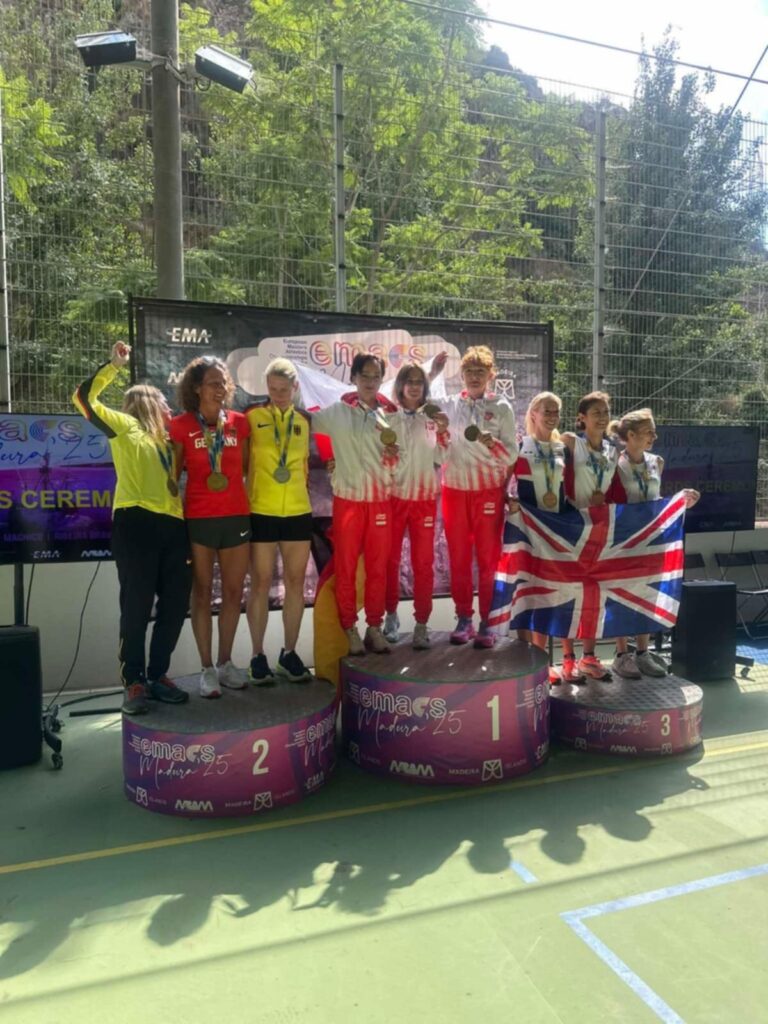 Medalowe starty zawodników Darsoft Running Team na Mistrzostwach Europy Masters – Madera 2025 13