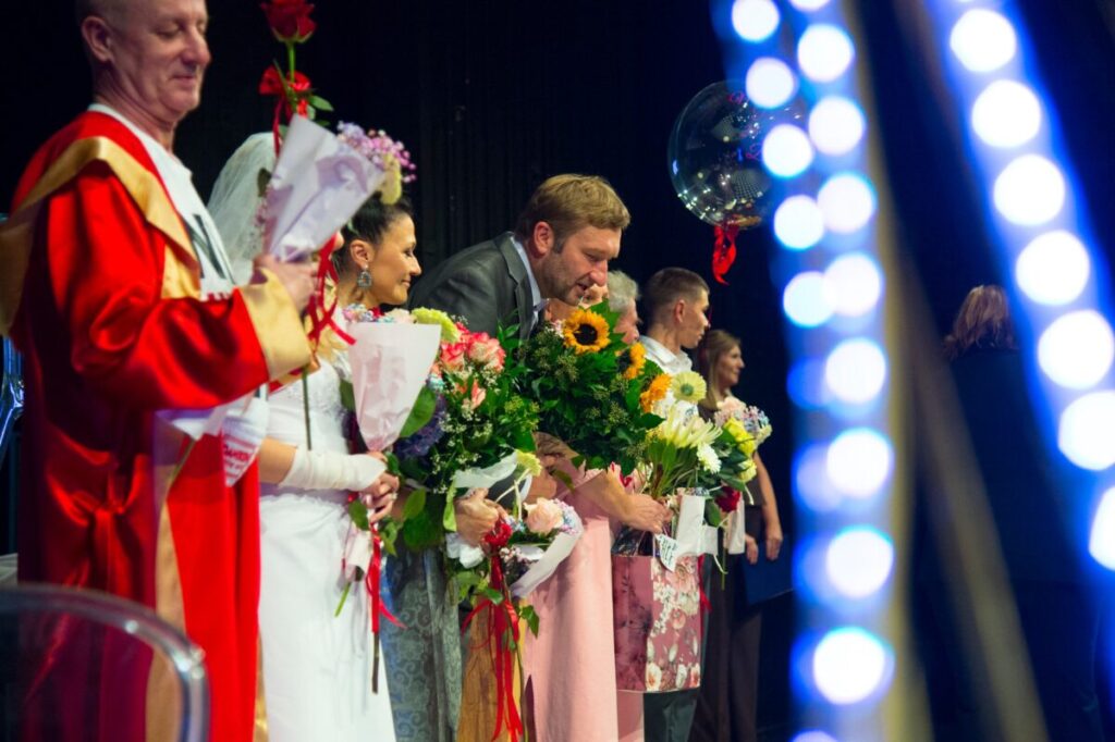 Premiera "Tanga" za nami. Publiczność częstochowskiego teatru nagrodziła spektakl owacjami 5