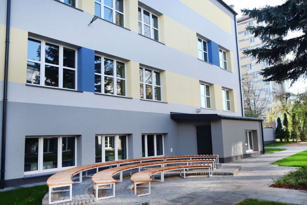 Ekologiczne ABC. Miasto pozyskało fundusze na termomodernizację 6 budynków placówek oświatowych 1