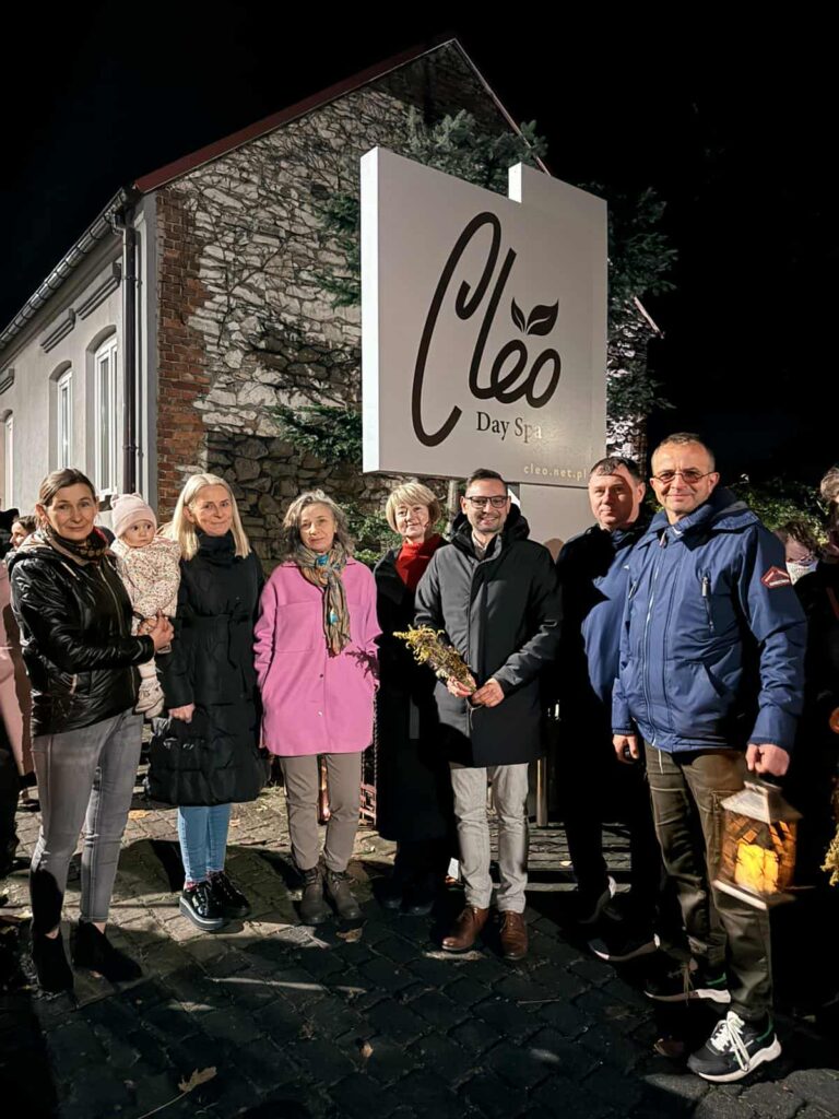 Latarnik i Zielarka na Szlaku Tradycji w Żarkach. 12