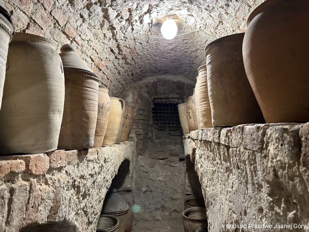 Jasna Góra. Udostępniono zwiedzającym zabytkową kryptę z XVII wieku 3