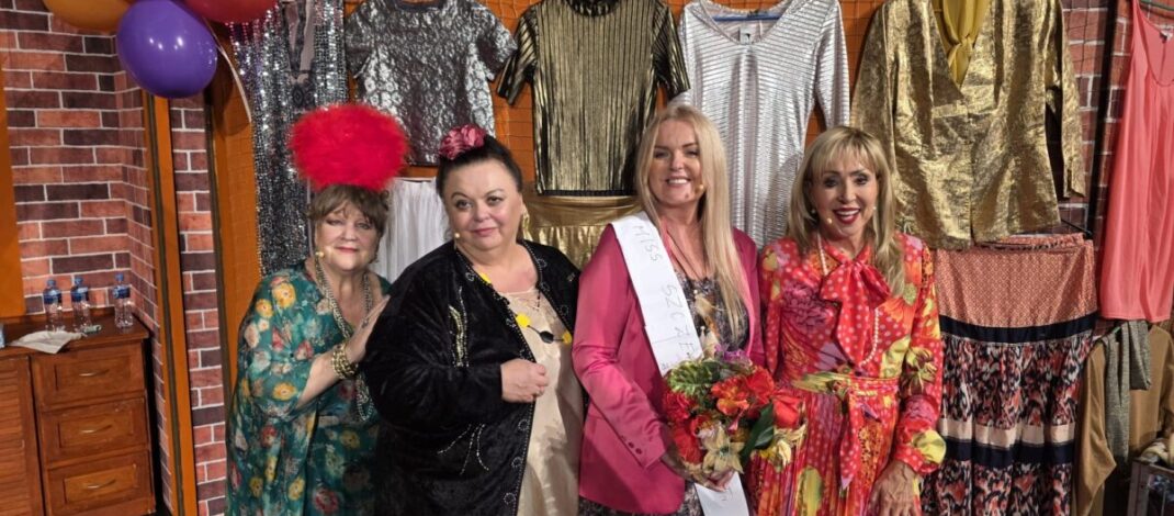 Częstochowska aktorka Iwona Chołuj w obsadzie kultowej komedii „Klimakterium i… już”