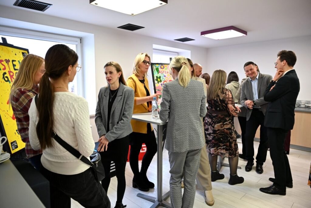 "Feel'it - o emocjach i dobrostanie w pracy". Warsztat tematyczny pod egidą Haviera 8