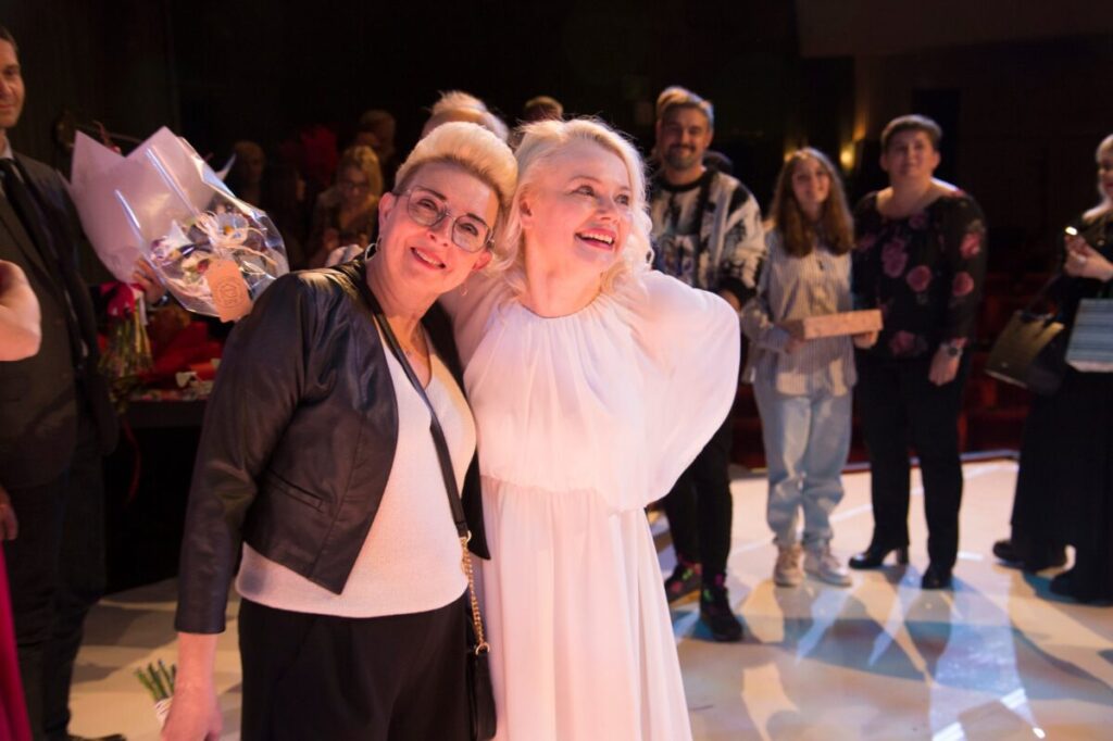 Aktorka Sylwia Oksiuta-Warmus uczciła 20-lecie pracy artystycznej [ZDJĘCIA] 8