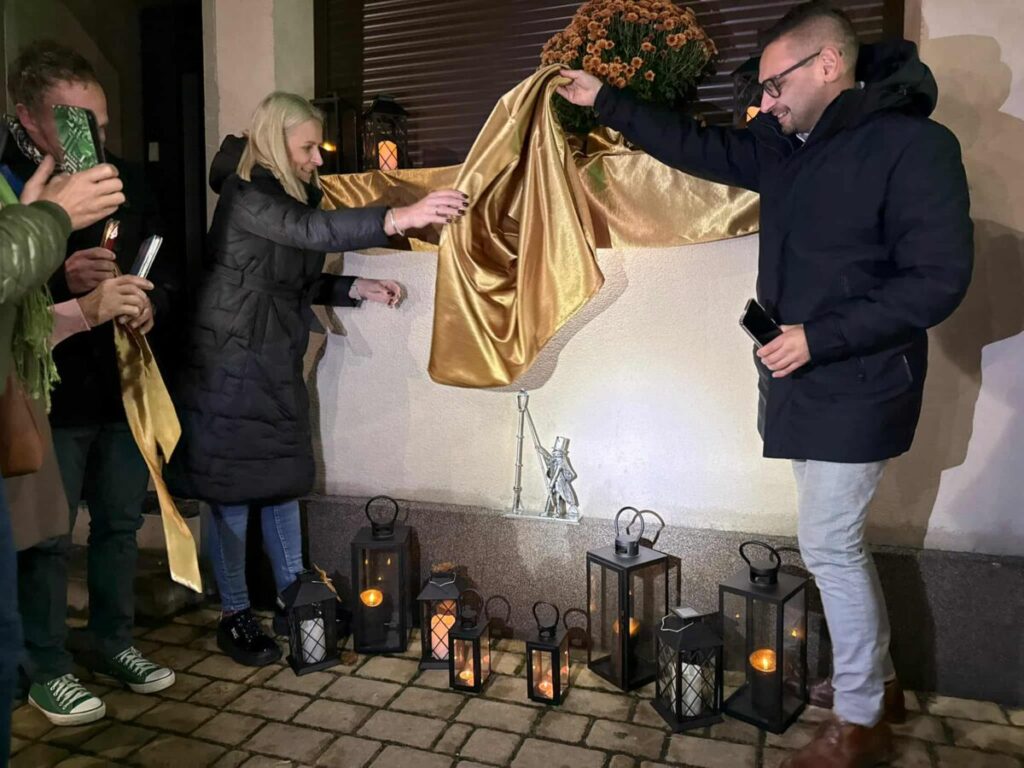 Latarnik i Zielarka na Szlaku Tradycji w Żarkach. 9