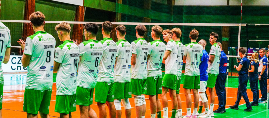 Szybki mecz siatkarzy AZS UJD