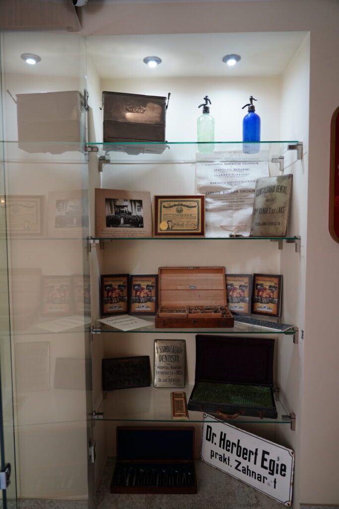 Ta kolekcja zaczęła się od zabytkowej tablicy… Rozmowa z Piotrem Kuźnikiem 3