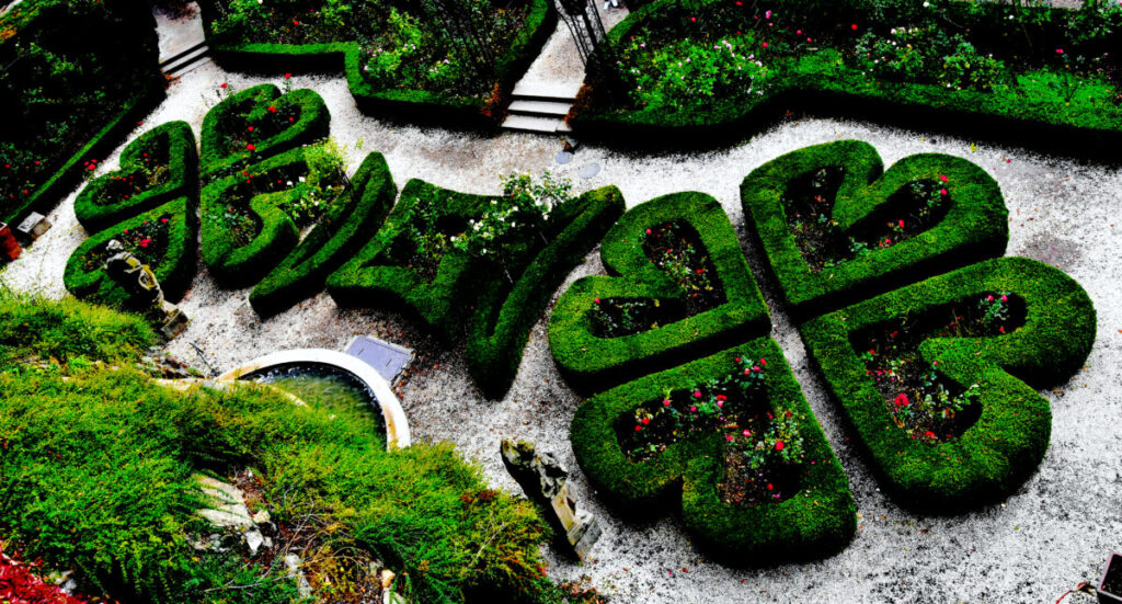 Wernisaż wystawy z cyklu "Szlakiem śląskich pałaców i zamków" w Regionalnym Ośrodku Kultury w Częstochowie 2