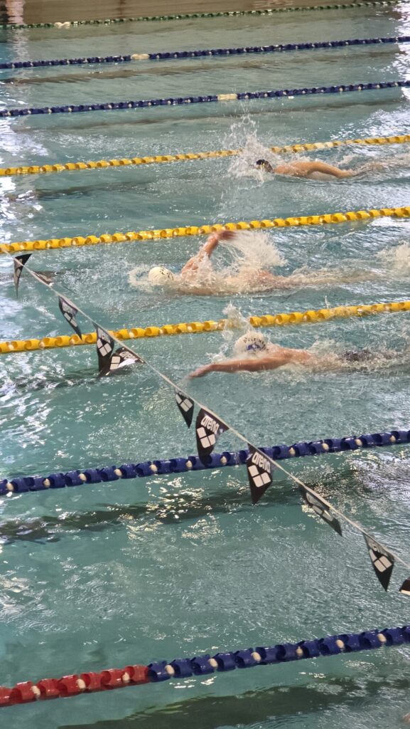 Zawodniczka UKS Delfinek z podwójnym „brązem” Mistrzostw Śląska 22