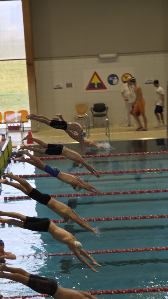 Zawodniczka UKS Delfinek z podwójnym „brązem” Mistrzostw Śląska 19