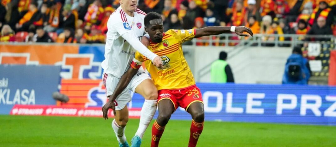 „Medaliki” wygrali w Białymstoku z „Jagą”! Wicemistrz Raków lepszy od brązowego medalisty i aktualnego wicelidera…