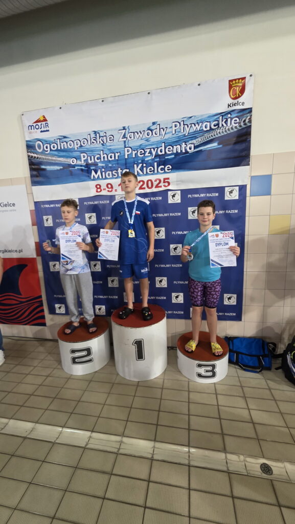 Zawodnicy UKS Delfinek wywalczyli w Kielcach 22 medale [fotorelacja] 61