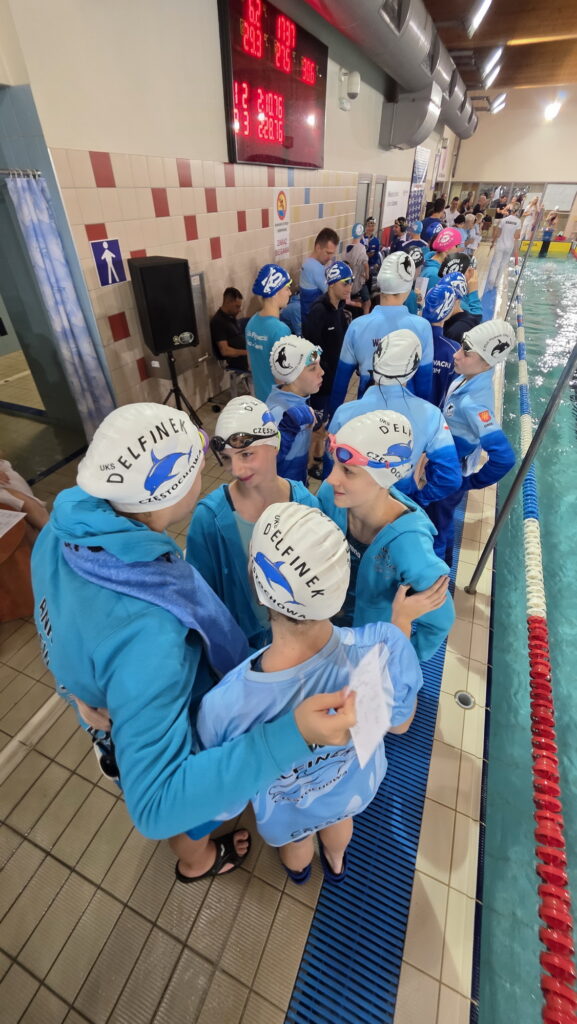 Zawodnicy UKS Delfinek wywalczyli w Kielcach 22 medale [fotorelacja] 4