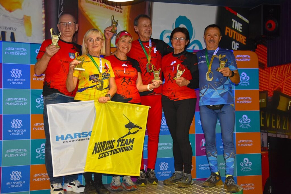 Zawodnicy Nordic Team Częstochowa drużynowymi wicemistrzami Polskiej Ligi Nordic Walking 2025 5