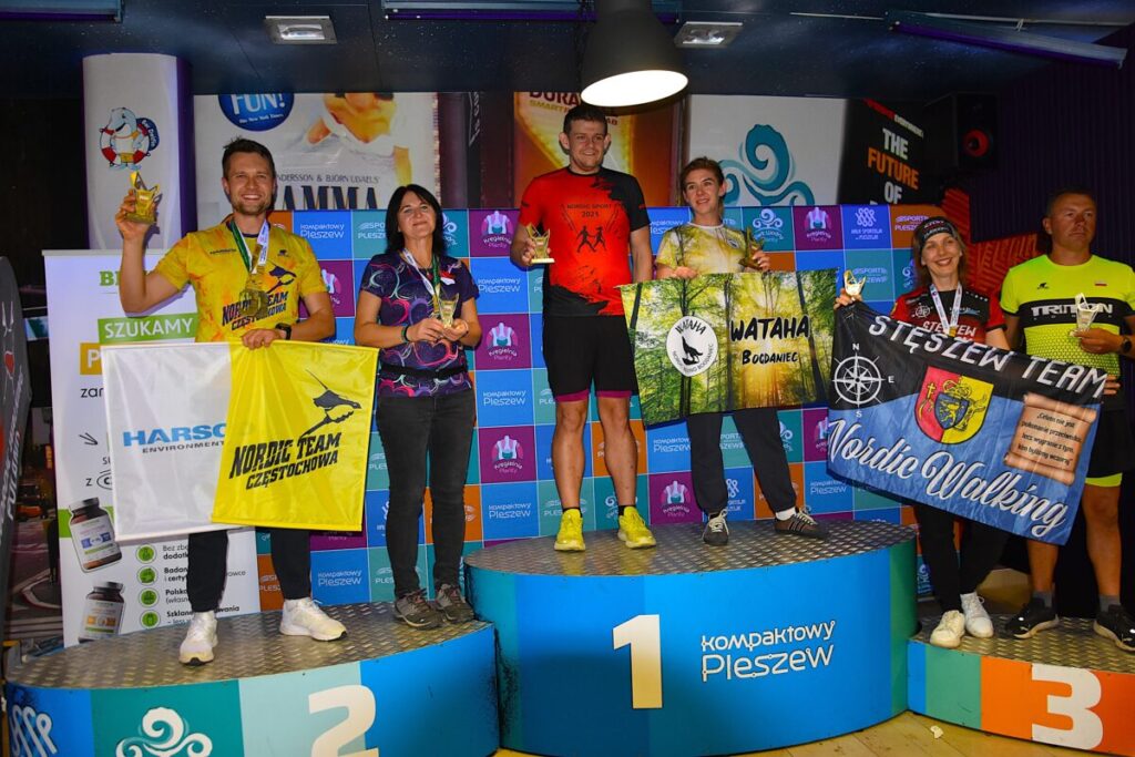 Zawodnicy Nordic Team Częstochowa drużynowymi wicemistrzami Polskiej Ligi Nordic Walking 2025 7