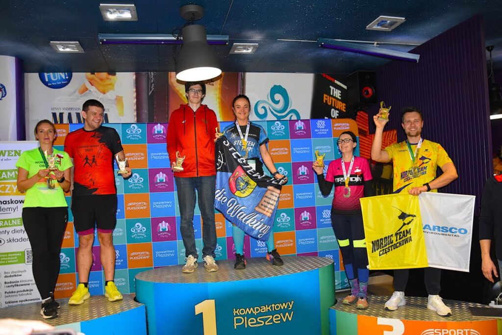 Zawodnicy Nordic Team Częstochowa drużynowymi wicemistrzami Polskiej Ligi Nordic Walking 2025 6