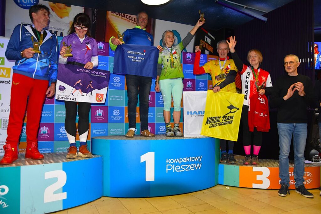 Zawodnicy Nordic Team Częstochowa drużynowymi wicemistrzami Polskiej Ligi Nordic Walking 2025 8