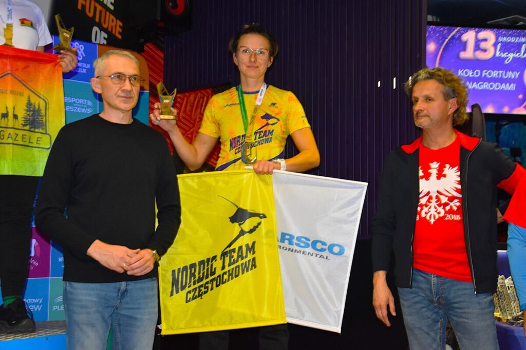 Zawodnicy Nordic Team Częstochowa drużynowymi wicemistrzami Polskiej Ligi Nordic Walking 2025 9