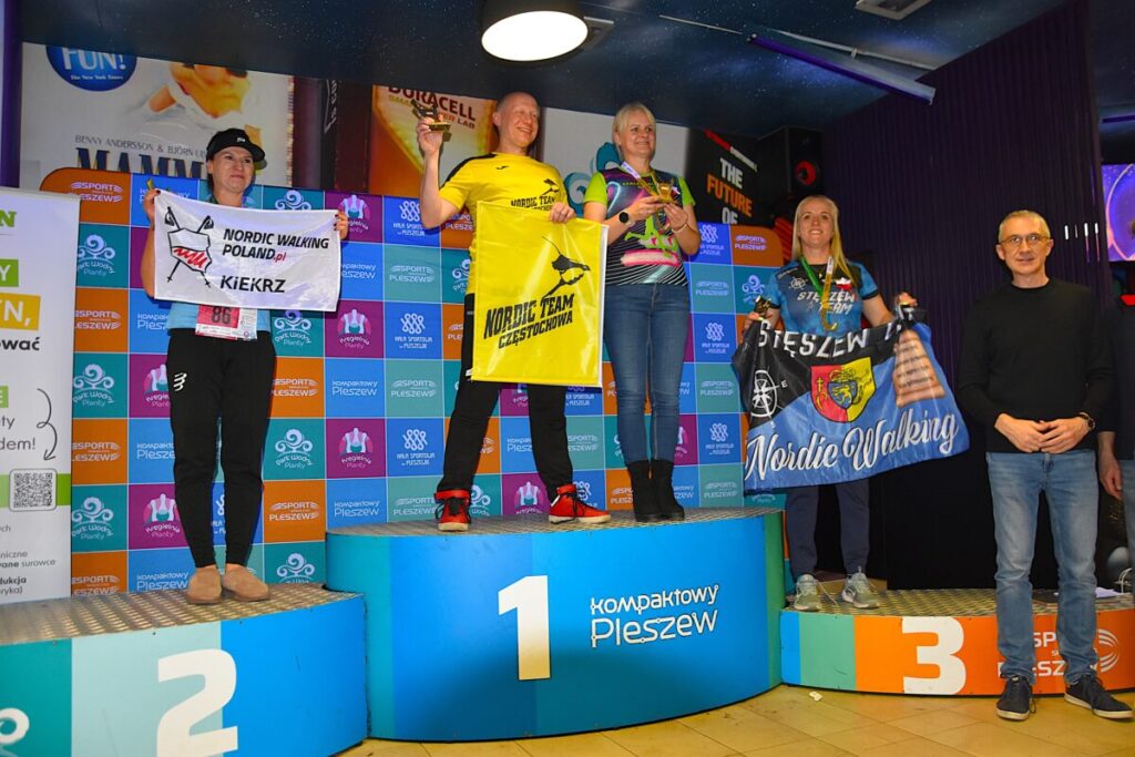 Zawodnicy Nordic Team Częstochowa drużynowymi wicemistrzami Polskiej Ligi Nordic Walking 2025 10