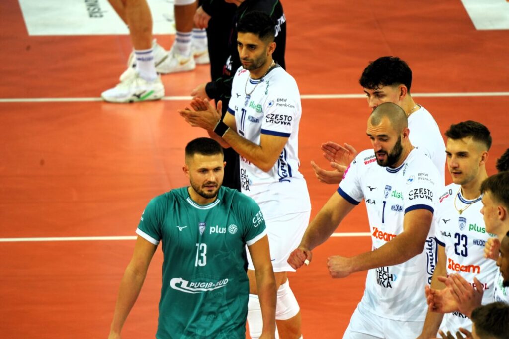 Działacze Steam Hemarpol Politechnika rozwiązali kontrakt z jednym z zawodników... 3