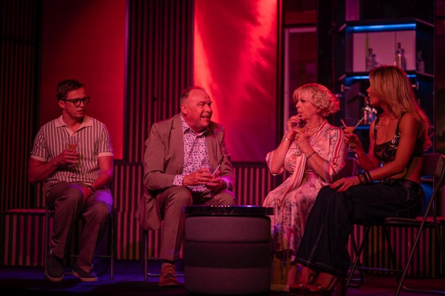 "Erotic-Zdrój, czyli sanatorium nie wybacza" zwojuje Częstochowę. Mamy podwójne zaproszenie na ten spektakl [KONKURS] 1