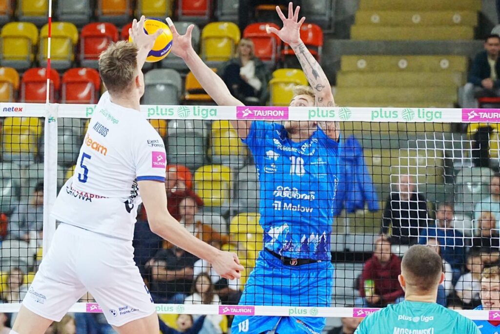 Robot PoliWall-e dopingował siatkarzy Steam Hemarpol Politechniki w wygranym meczu ze Ślepskiem! 6