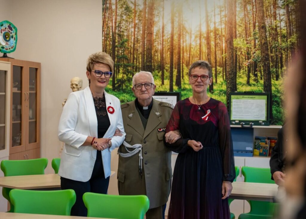 Ekologiczne ABC. Zielona Pracownia w Zespole Szkolno-Przedszkolnym w Rudnikach już otwarta [fotorelacja] 25