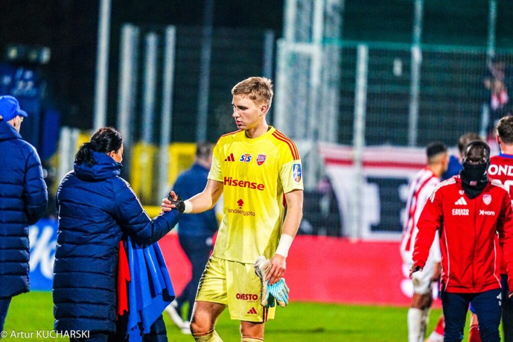 Raków ma bogactwo w bramce. Mądrzyk, Trelowski, Zych… 5