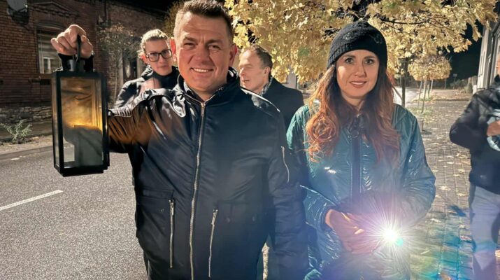 Latarnik i Zielarka na Szlaku Tradycji w Żarkach. 1