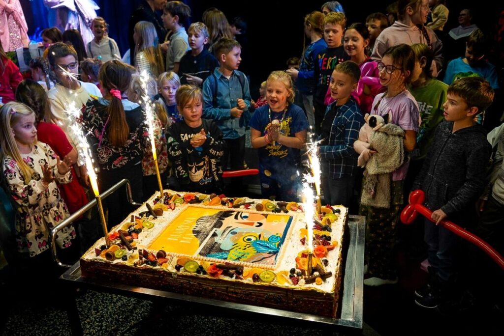 Najnowsza premiera Teatru Nowego w Częstochowie. „Marysia ma Rysia” to tytuł w sam raz na Mikołajki 2