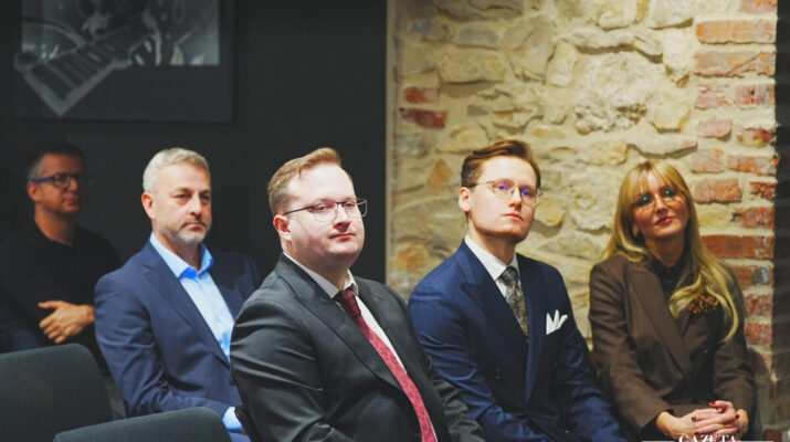 O elementarnych zagadnieniach ochrony firmy przed cyberprzestępczością podczas "Biznesu przy śniadaniu" 1