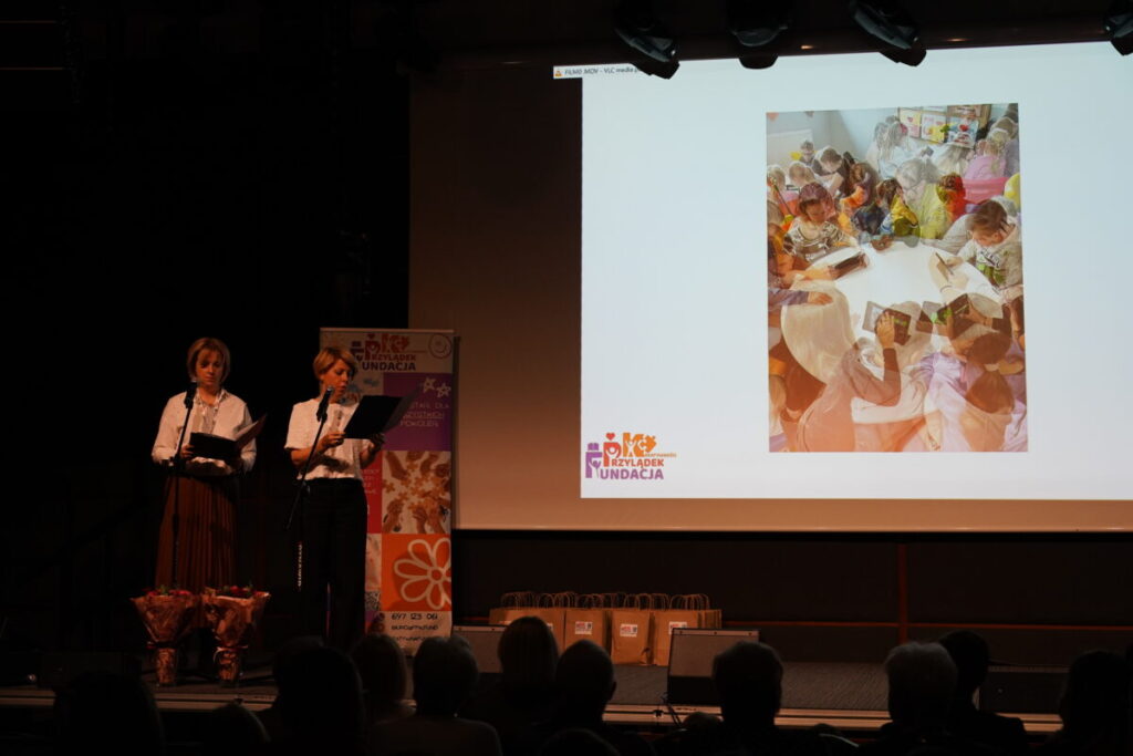 „FAKT czy FEJK – młodzi w akcji medialnej". Gala podsumowująca projekt Fundacji Przylądek Kreatywności [ZDJĘCIA] 36