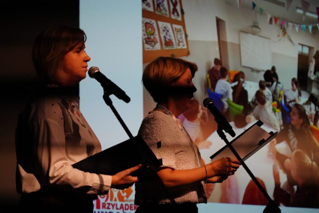 „FAKT czy FEJK – młodzi w akcji medialnej". Gala podsumowująca projekt Fundacji Przylądek Kreatywności [ZDJĘCIA] 35