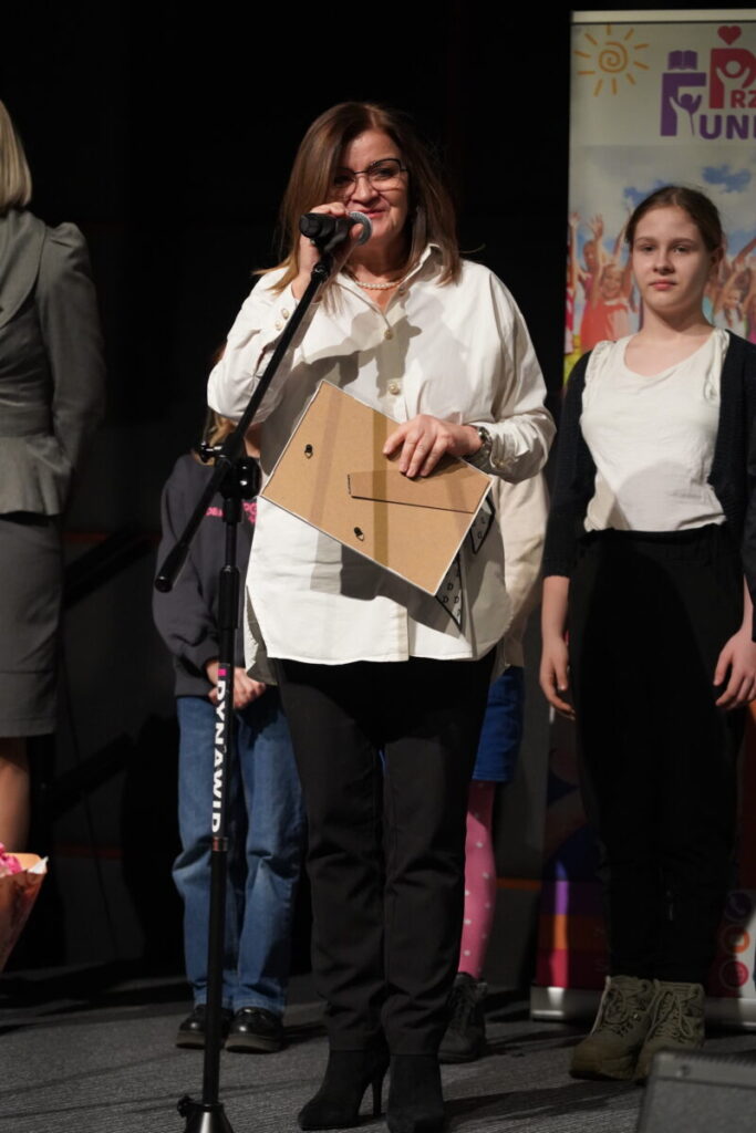 „FAKT czy FEJK – młodzi w akcji medialnej". Gala podsumowująca projekt Fundacji Przylądek Kreatywności [ZDJĘCIA] 4