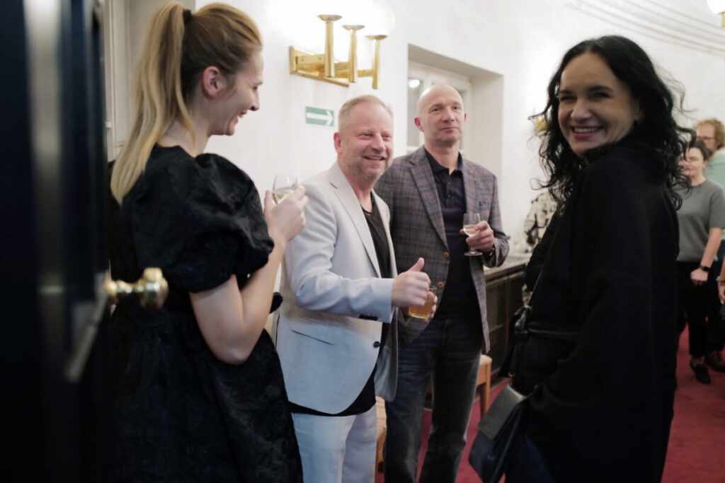 "Sztuka Dobra". Aukcja charytatywna na rzecz Najbliższych Adama Markowskiego za nami [ZDJĘCIA] 13