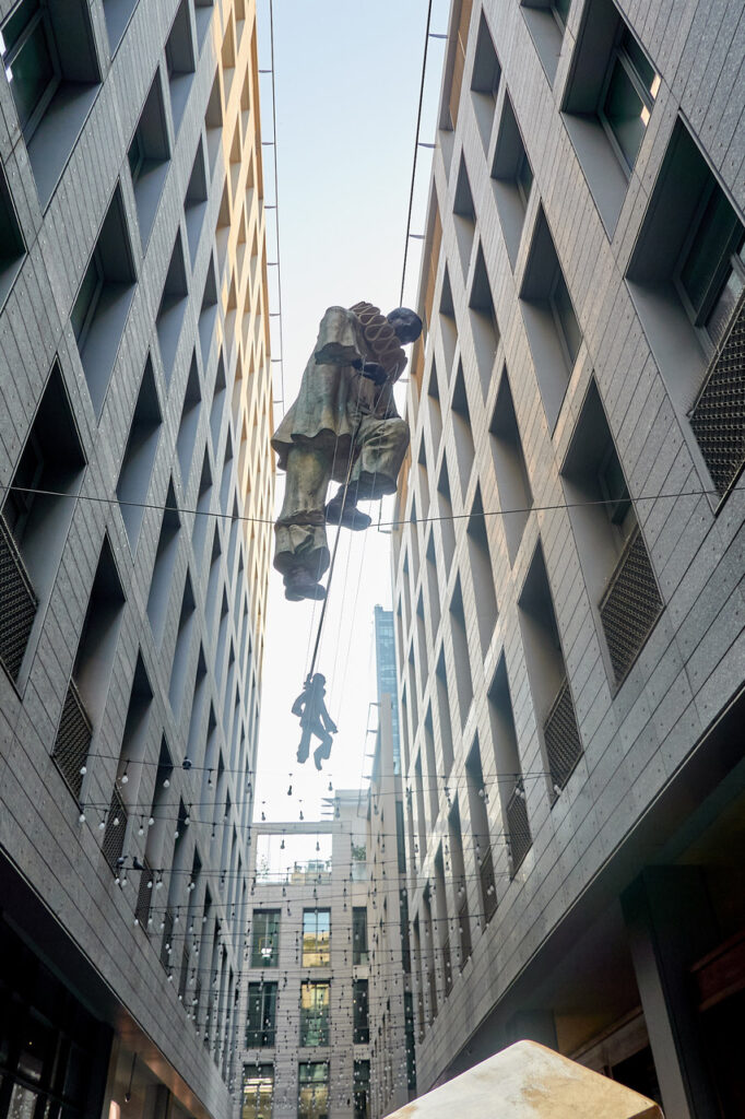 Kędziora znów rozbujał Dubaj 3