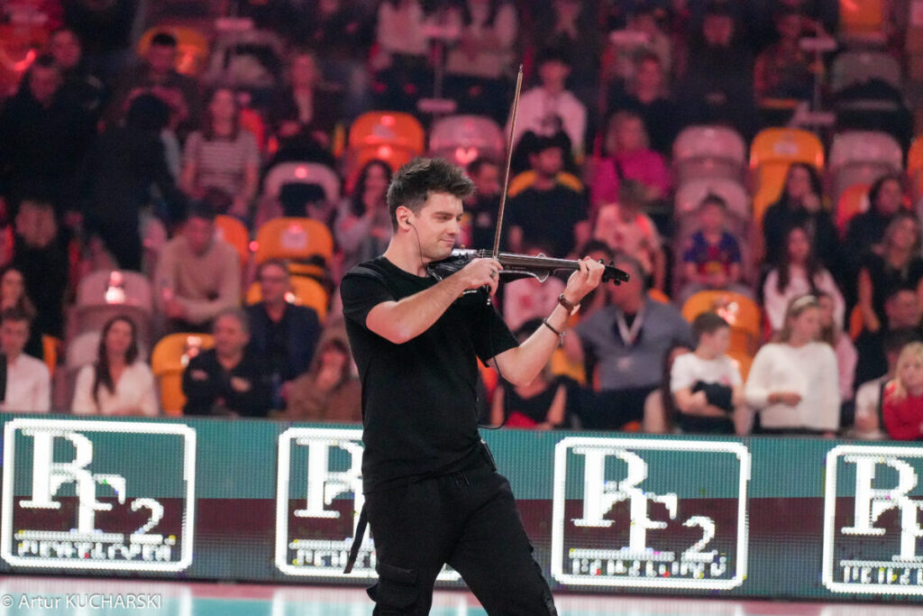 VII edycja ,,Świątecznego grania z Kubą” za nami. Były gwiazdy, świetna zabawa i pełna hala! [RELACJA] 16