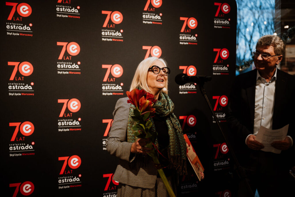 Wycinankarka, ilustratorka, satyryczka 1