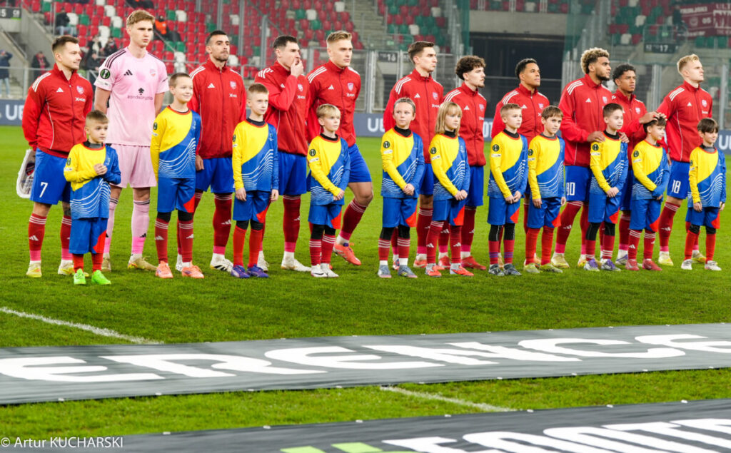 Raków niepokonany w fazie ligowej LK UEFA! Wygrał 3 raz i zapewnił sobie awans! 11