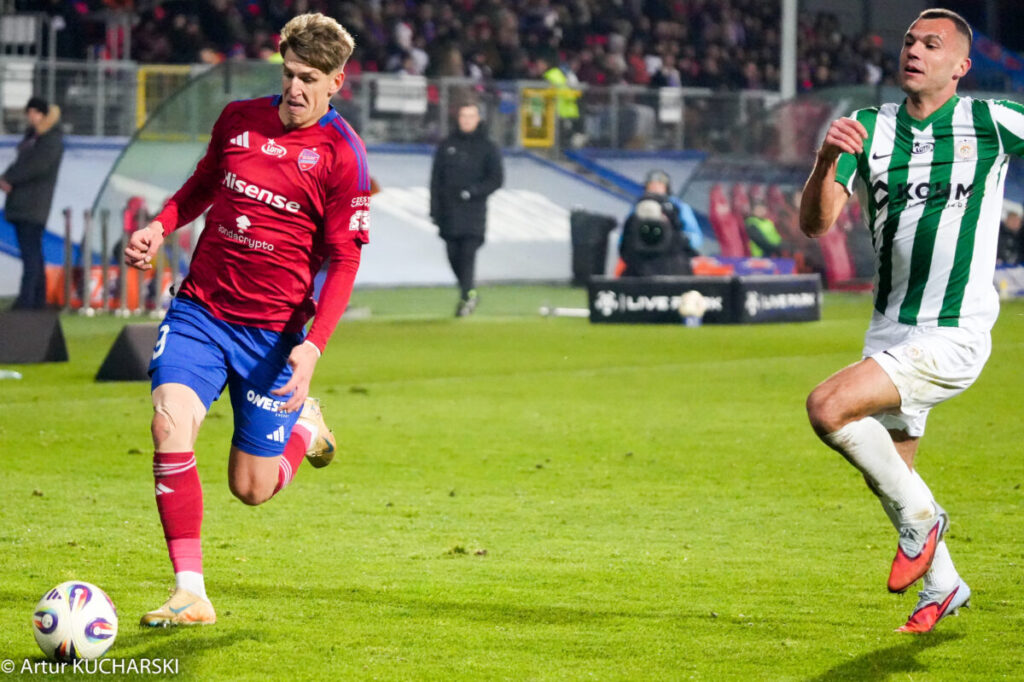 Raków nie będzie liderem PKO BP Ekstraklasy w przerwie zimowej, bo przegrał z Zagłębiem Lubin... 9