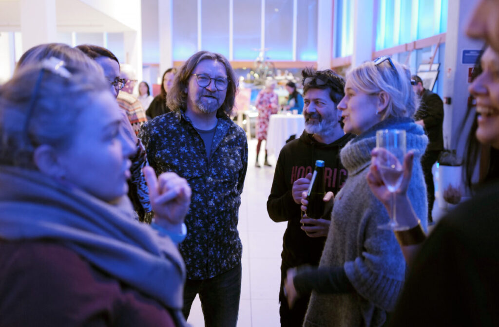 Pamięci Adama Markowskiego – wystawa „Sztuka Dobra” w Volvo Car Częstochowa 100