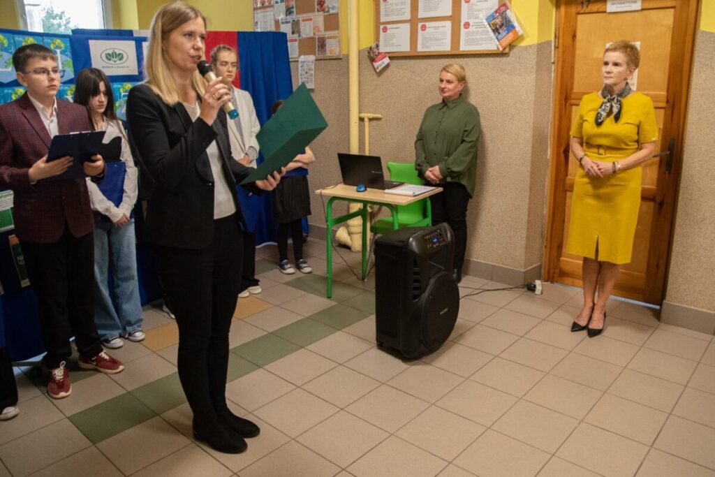 Ekologiczne ABC. Gmina Konopiska - otwarcie Zielonej Pracowni w Zespole Szkolno-Przedszkolnym w Hutkach [fotorelacja] 43