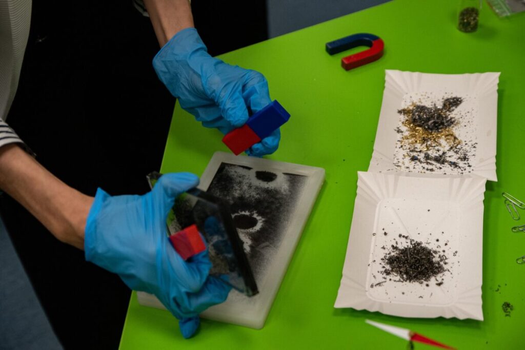 Ekologiczne ABC. Gmina Konopiska - otwarcie Zielonej Pracowni w Zespole Szkolno-Przedszkolnym w Hutkach [fotorelacja] 16