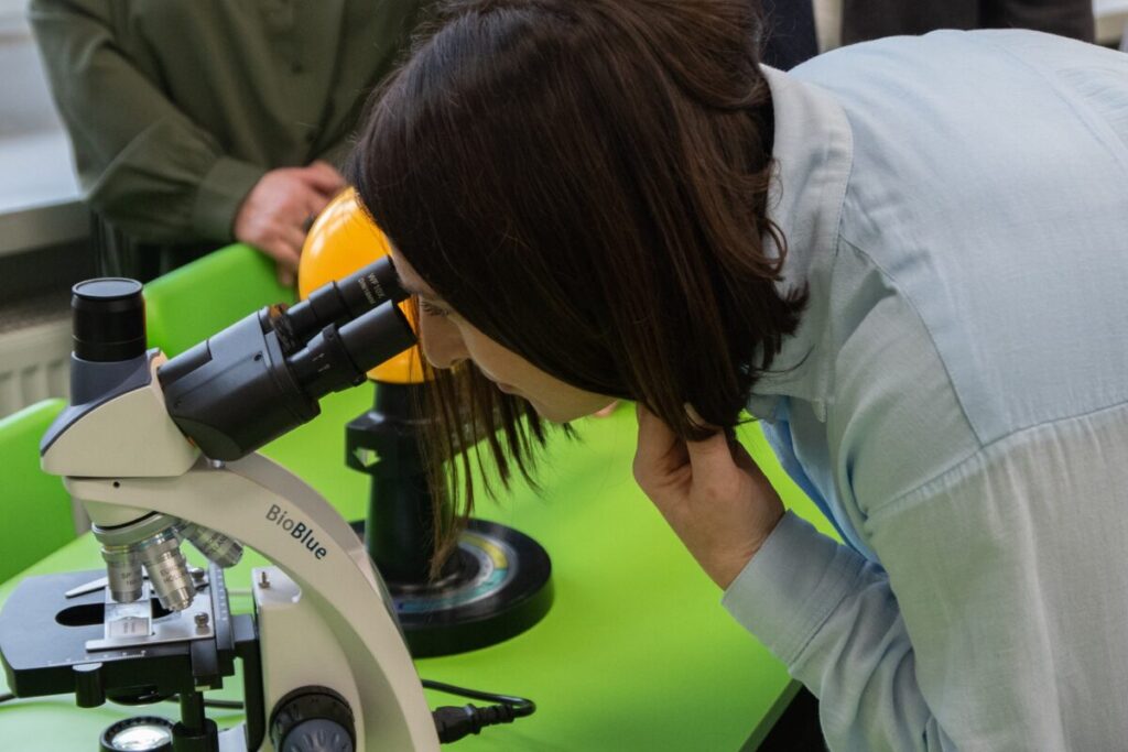 Ekologiczne ABC. Gmina Konopiska - otwarcie Zielonej Pracowni w Zespole Szkolno-Przedszkolnym w Hutkach [fotorelacja] 28