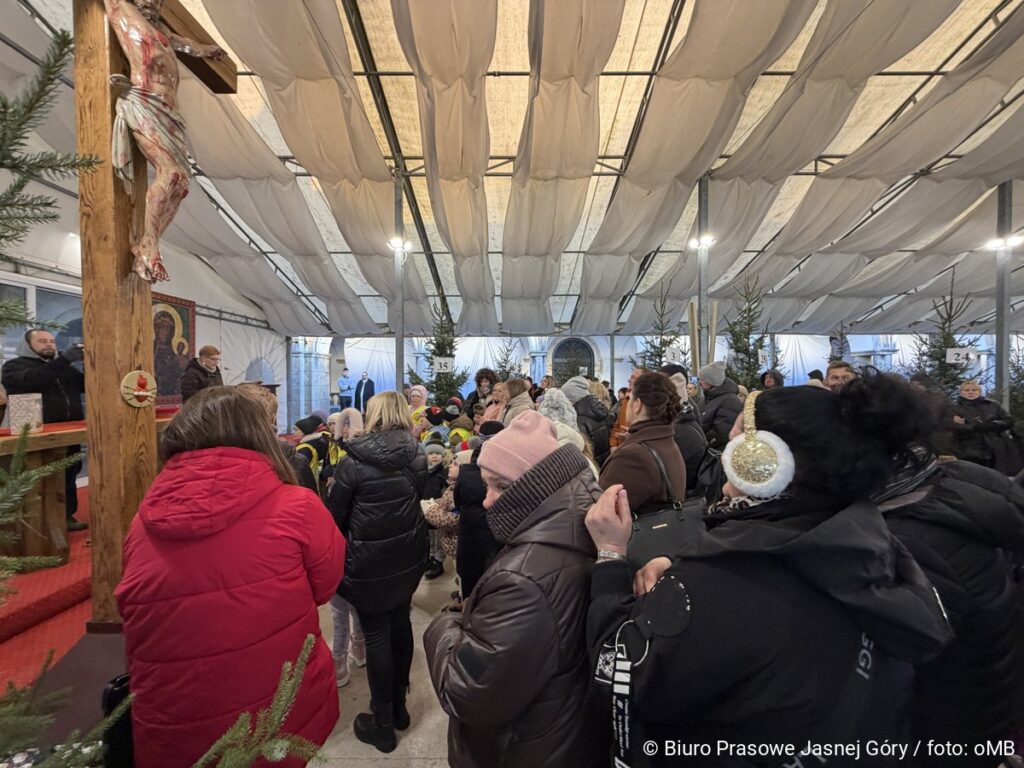 Jasna Góra. 18. Konkurs na Wieczernikową Choinkę. Drzewka zostały udekorowane [ZDJĘCIA] 28