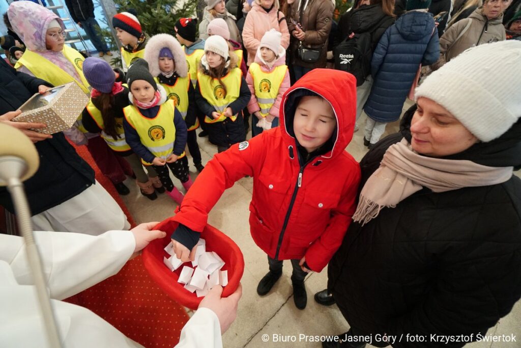 Jasna Góra. 18. Konkurs na Wieczernikową Choinkę. Drzewka zostały udekorowane [ZDJĘCIA] 2