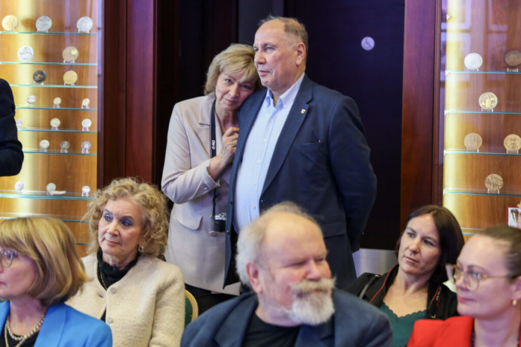 Wystawa Międzynarodowego Medycznego Klubu Fotografów FIAP w Muzeum Monet i Medali Jana Pawła II 5