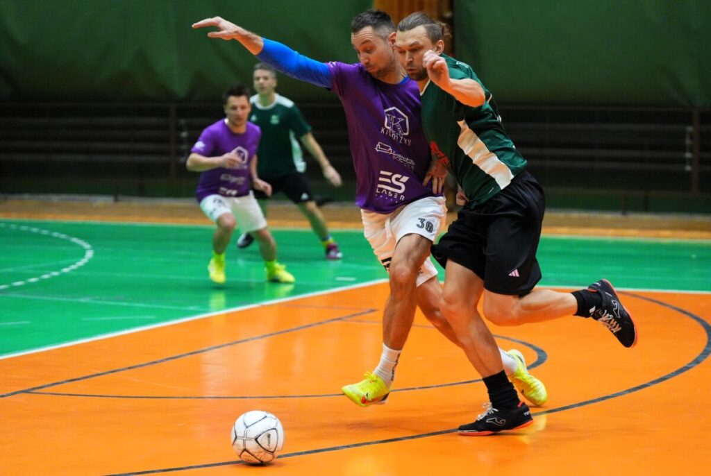 Trwają rozgrywki w XXXI edycji futsalu prowadzonej przez MOSiR 7